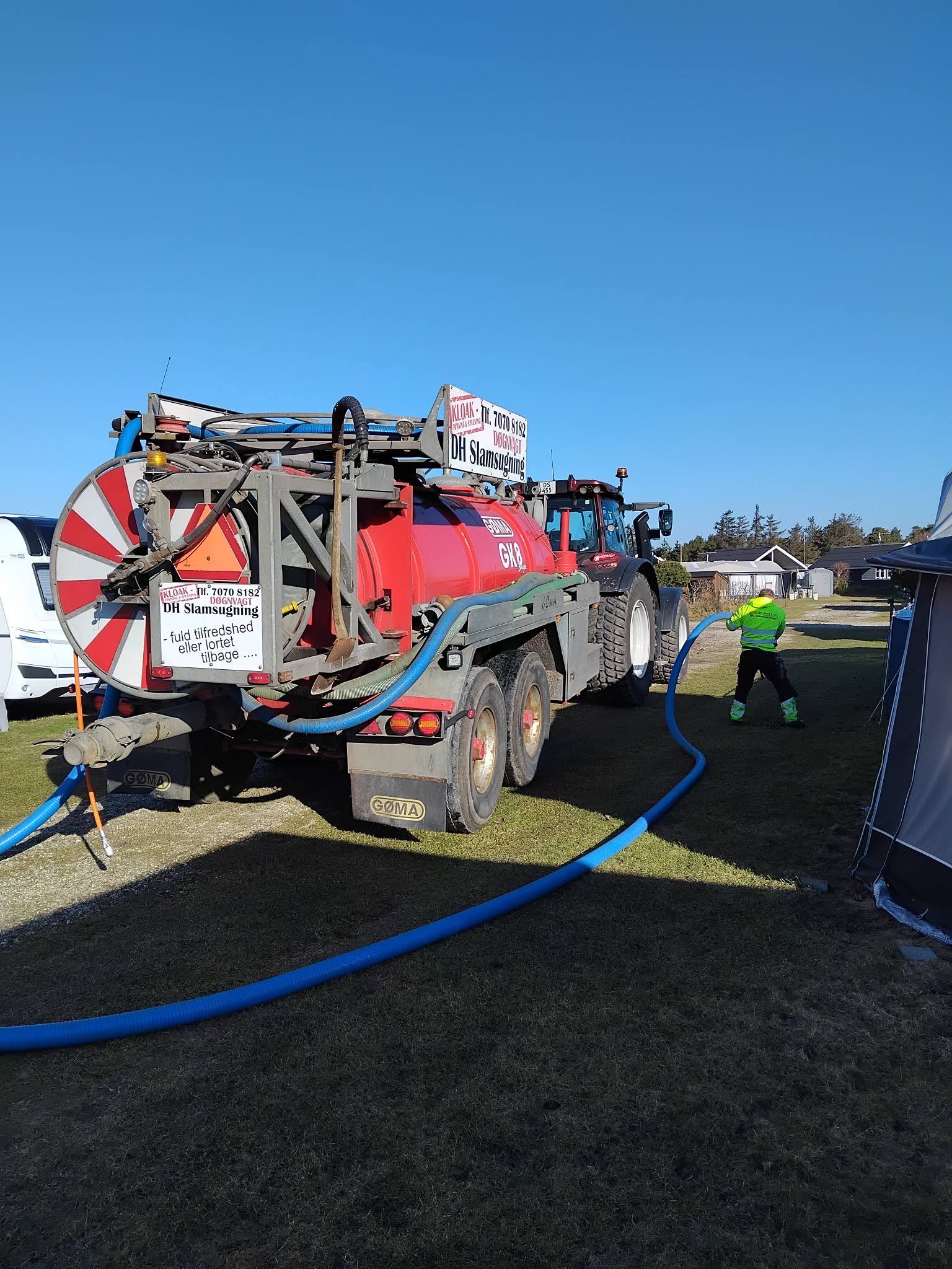 DH Slamsugning i arbejde ved en campingplads